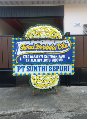 Papan Bunga Duka di Karangbungur